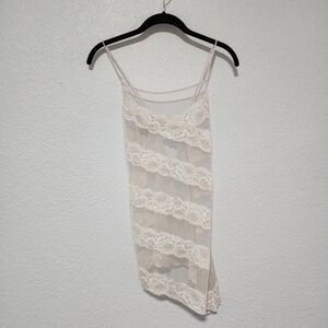 Victoria's Secret Cream Lace Chemise Size Small  Trendy, Top, Coquette